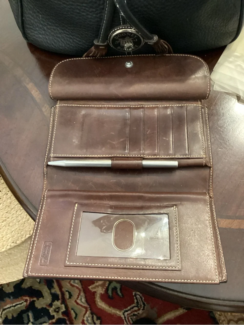 Dooney & Bourke dooney burke